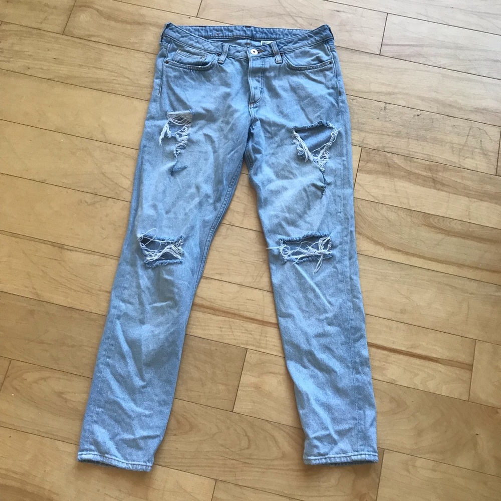H&M Boyfriend Jeans